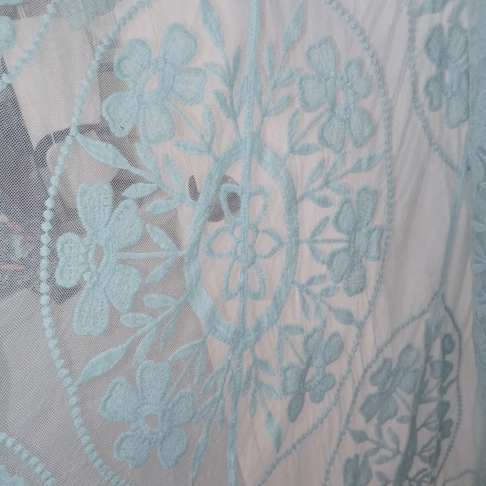 Ember sage Embroidered floral mesh Lace 1/2 Sleeve lingerie cover up M - Picture 3 of 10